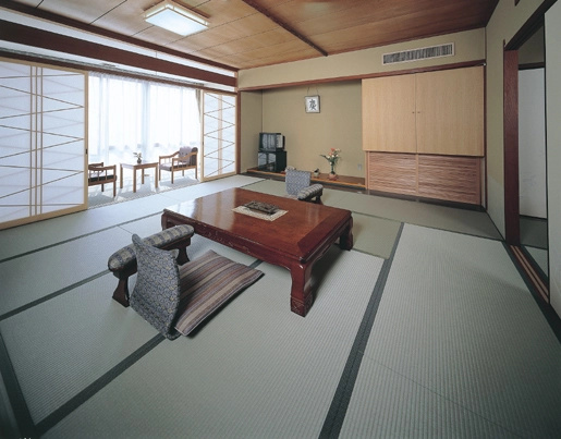 Nishiura Grand Hotel Kikkei - Chambres