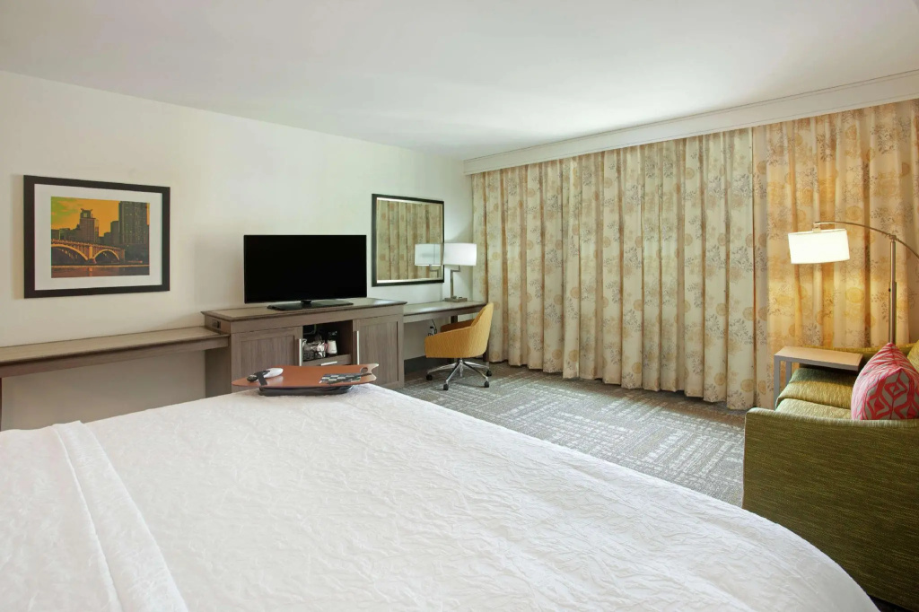 Hampton Inn & Suites Minneapolis / Downtown - Chambres