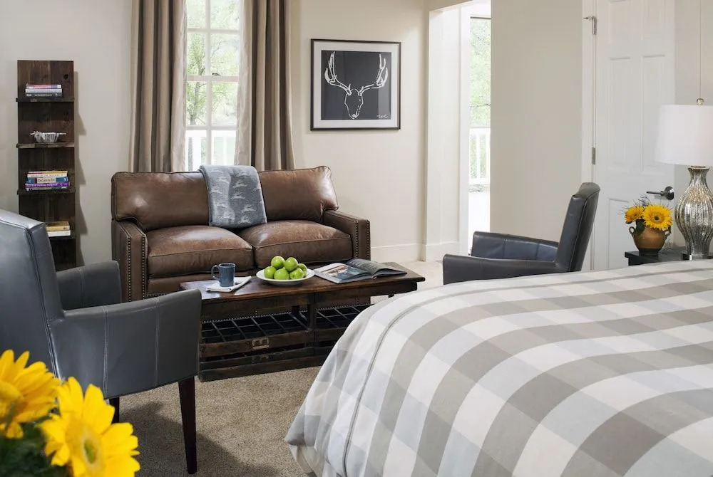 Antlers on the Creek Bed & Breakfast — фото 2