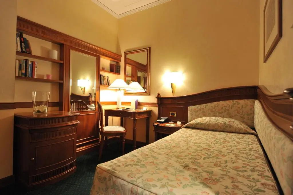 Standard Single room