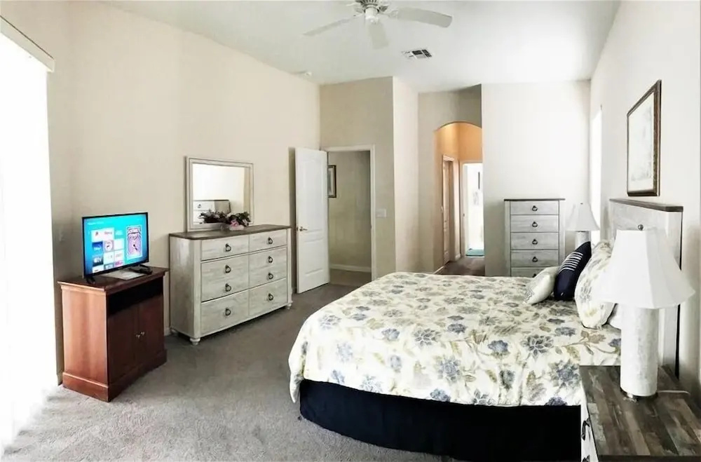 Disney Area Pool Home 11h 5 Bedroom Home by Redawning