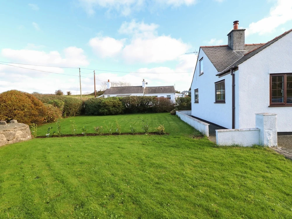Penllwyn — 5