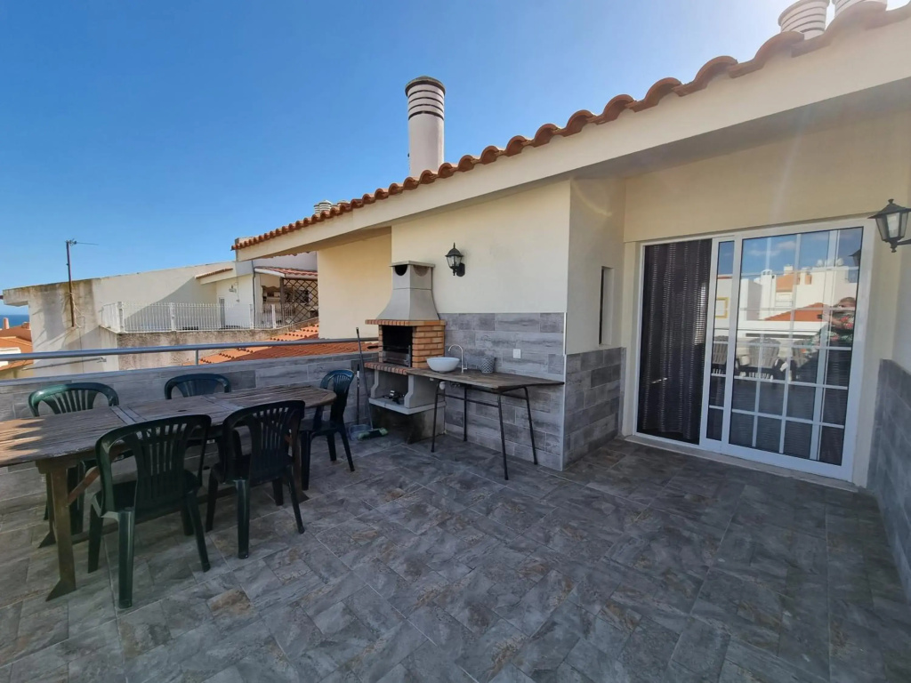 Sea view Penthouse 10 min walking Albufeira old town and Beach Pescadores