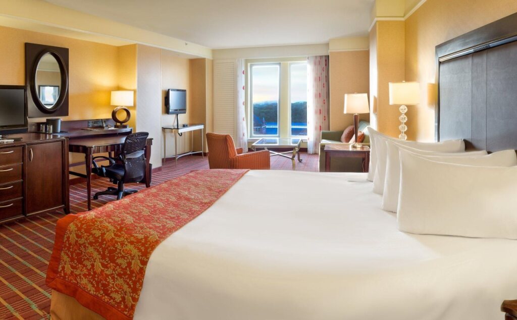 Renaissance Montgomery Hotel & Spa at the Convention Center by null