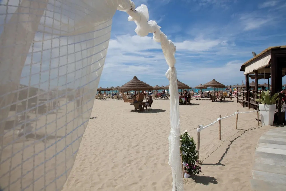Beach & Waterfront