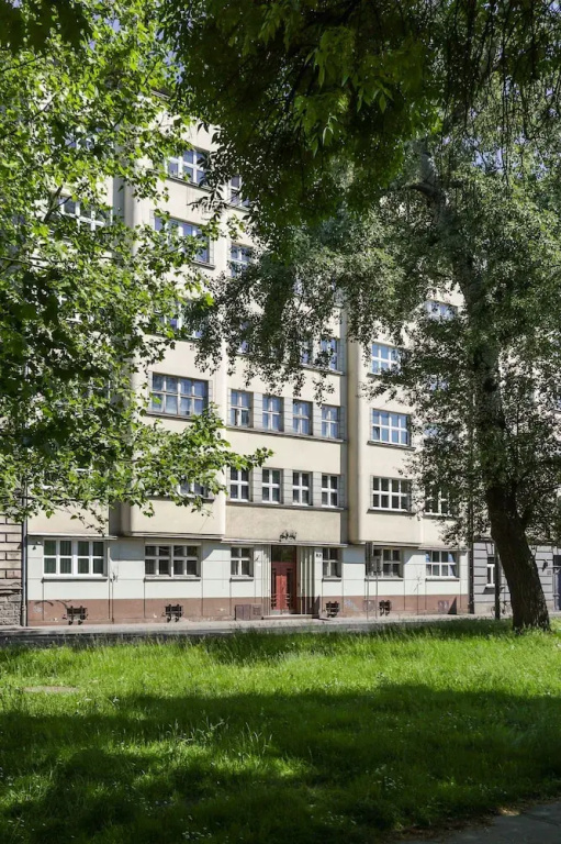 Mickiewicza Apartment Cracow by Renters