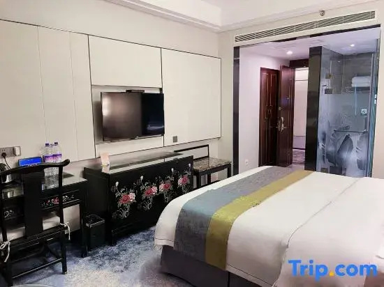 Superior Double room with river view (full double bed)