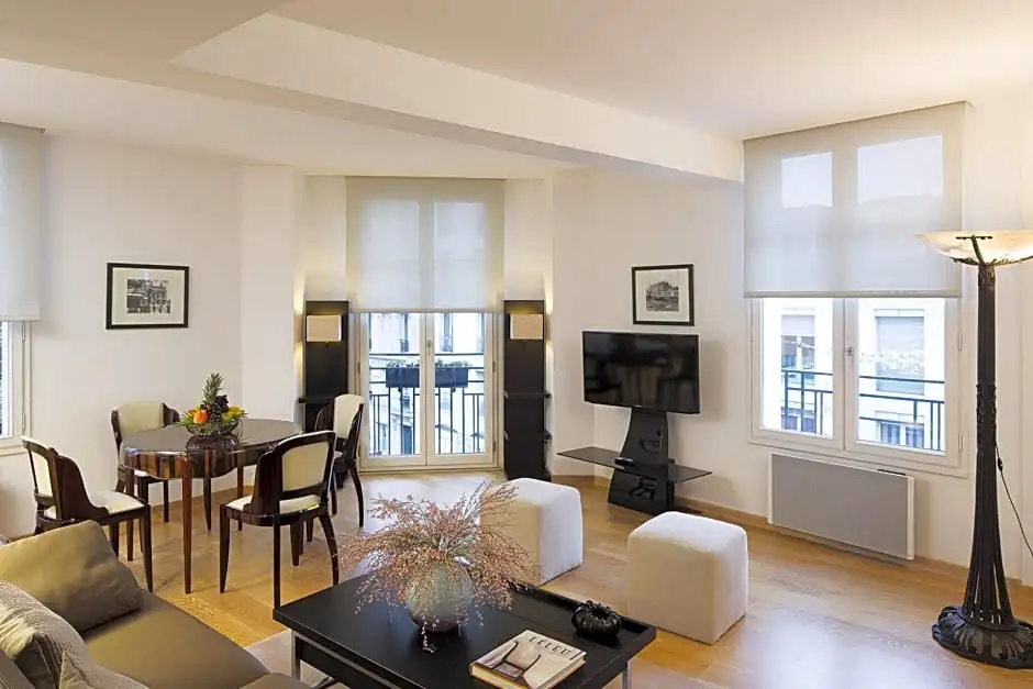 2 Bedrooms Prestige room