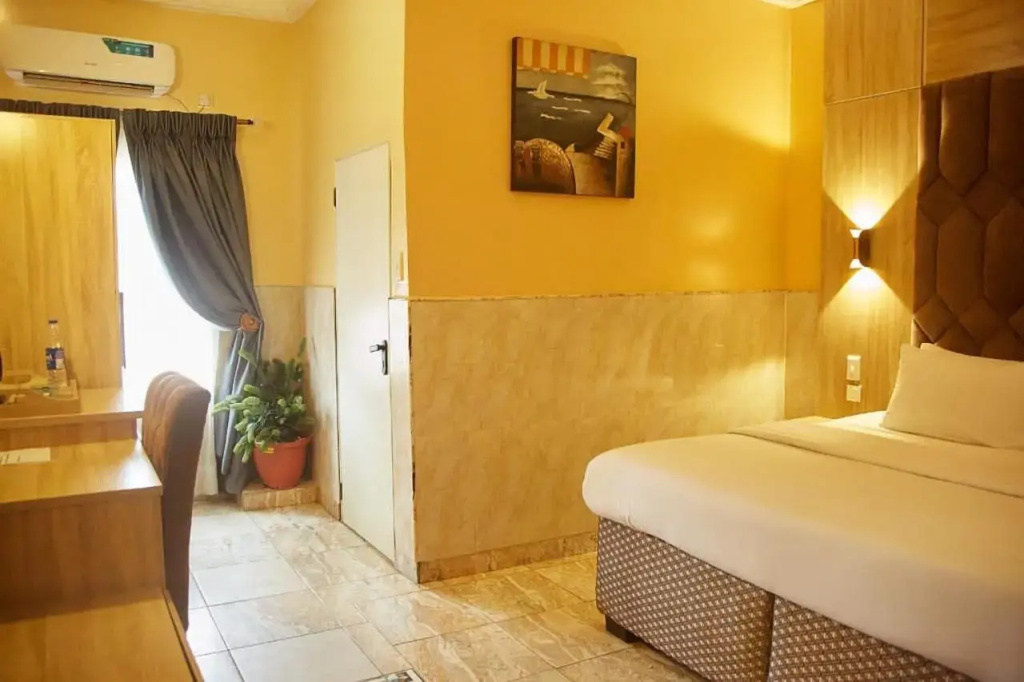 Hotel photo 7