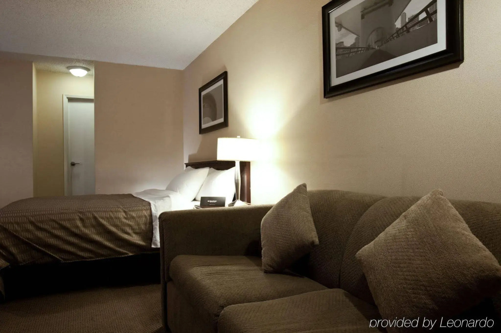 Sandman Signature Calgary Downtown Hotel - фото 42