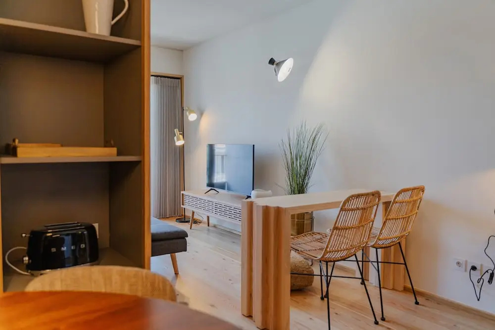 Feel Corporate Housing Campanh 06