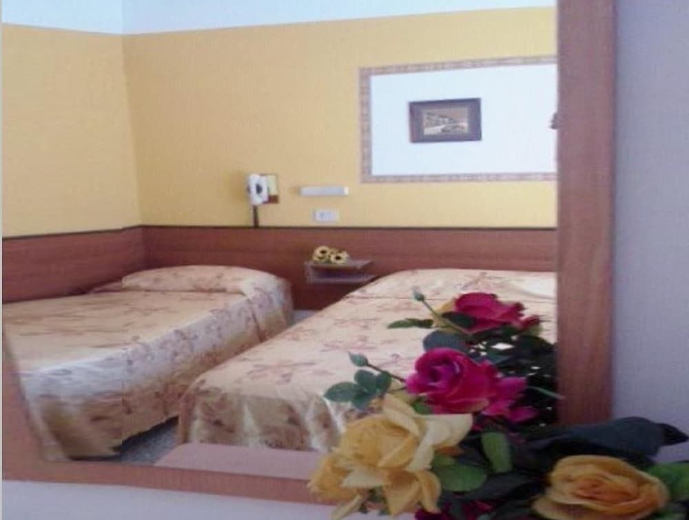 Hotel Arno — 3