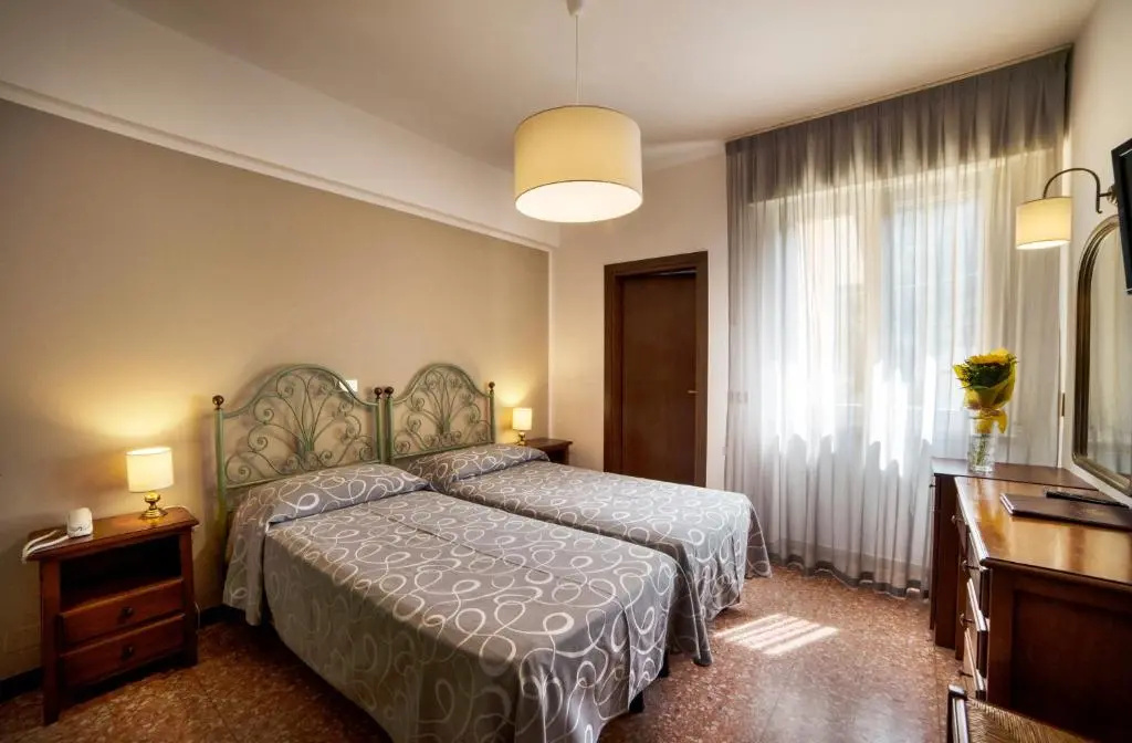 Hotel Bisesti - Chambres