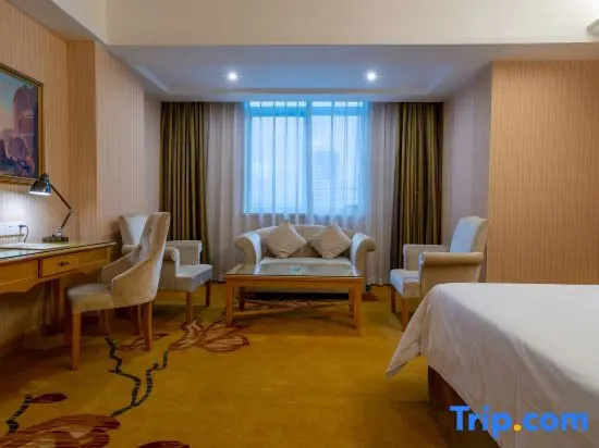 Business Double room with view (full double bed)