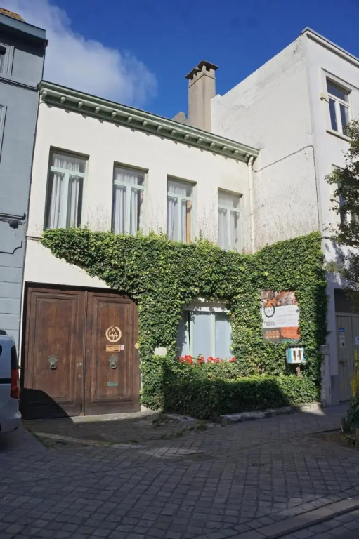 Apt in center of Ostende 20min from Bruges