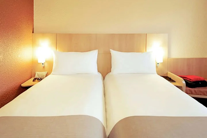 ibis Köln Airport - Chambres