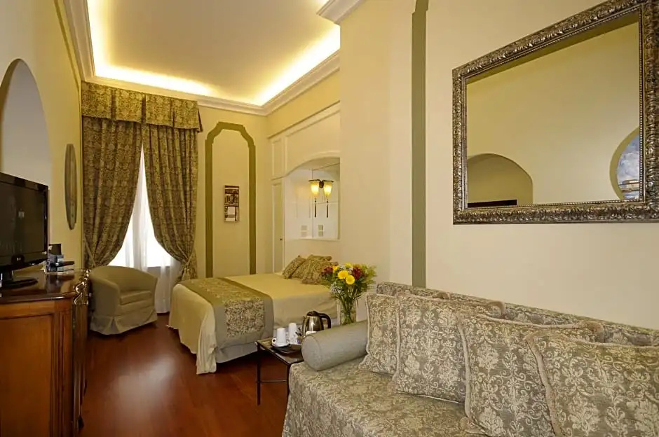 Superior Triple room