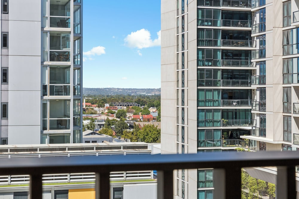 The Cullinan Apartments by CLLIX