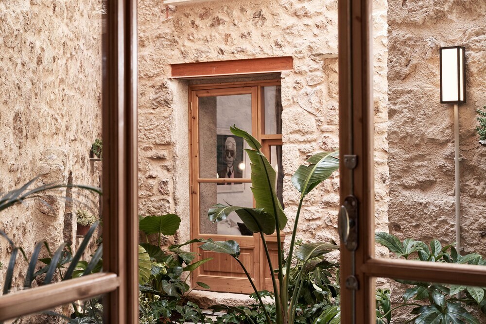 Image 10