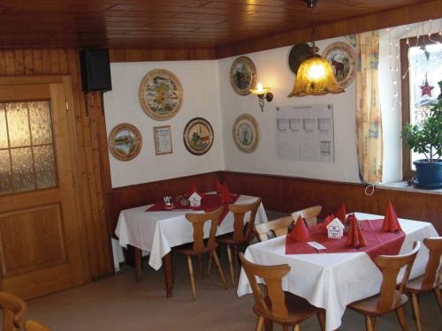 Food & Beverage