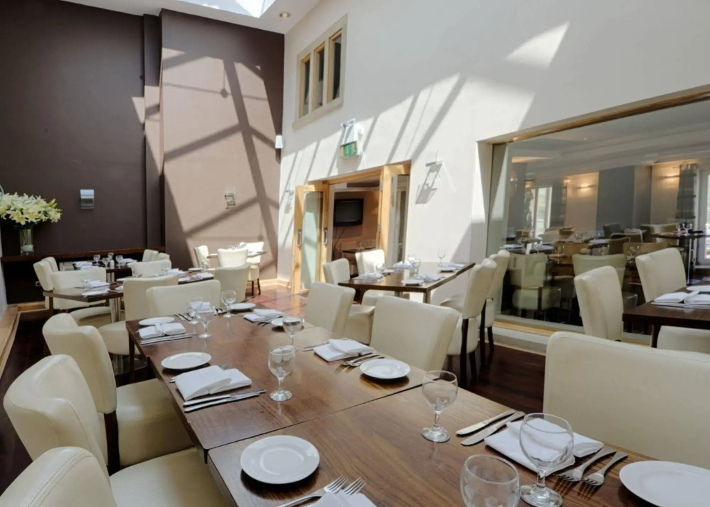 Hotel photo 12