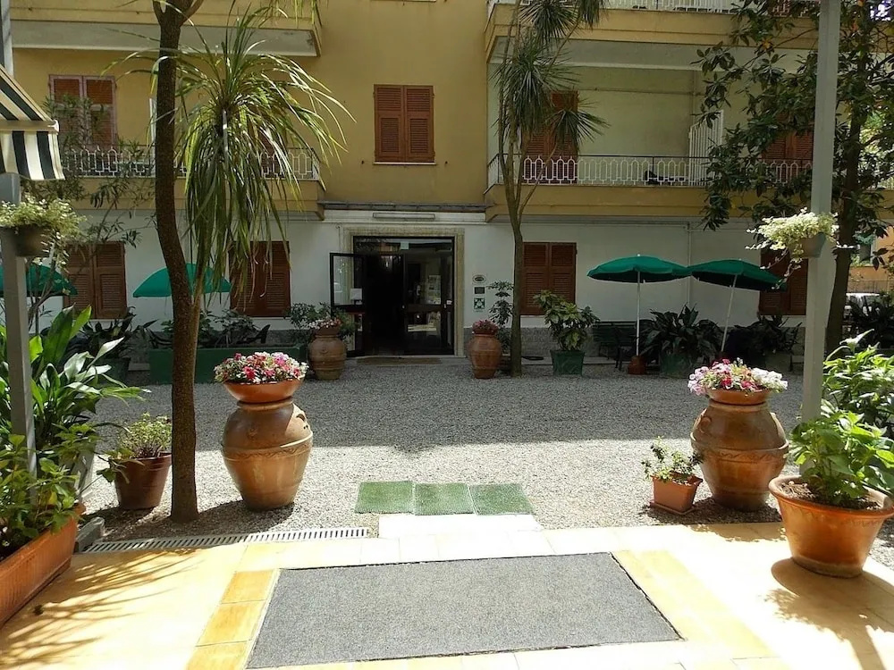 Hotel Arco del Sole