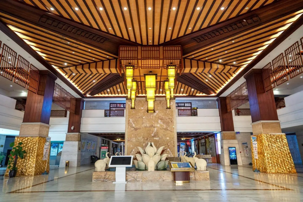 Lankang Seaview Grand Hotel in Danzhou