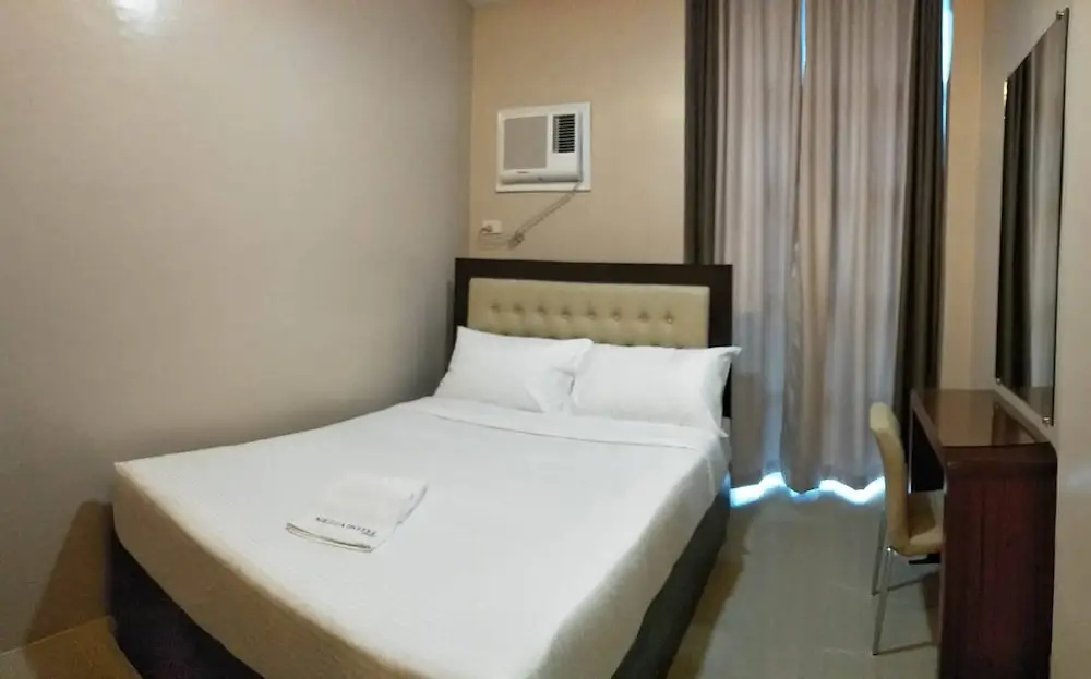 Economy room