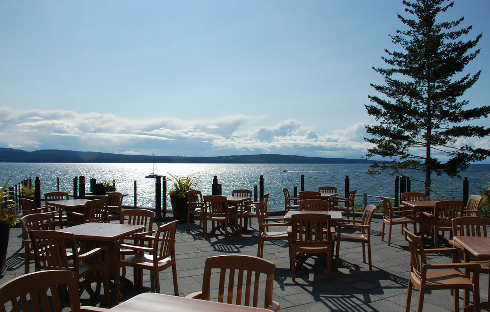Beach & Waterfront