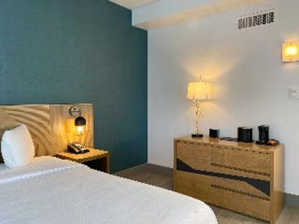 Marseilles Beachfront Hotel - Général
