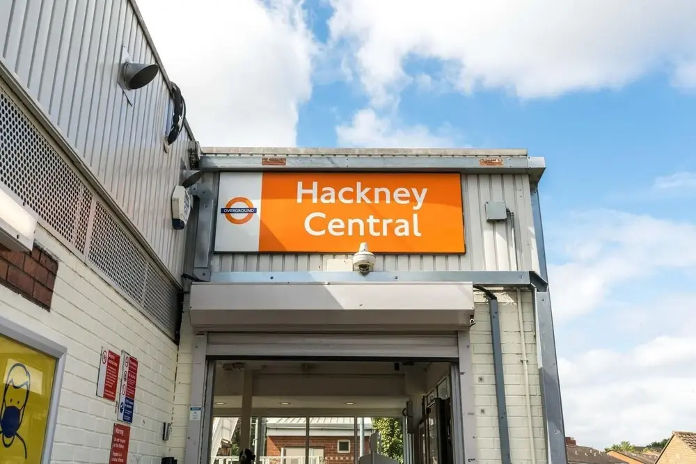 Contemporary 2BD Flat With Balcony - Hackney Downs
