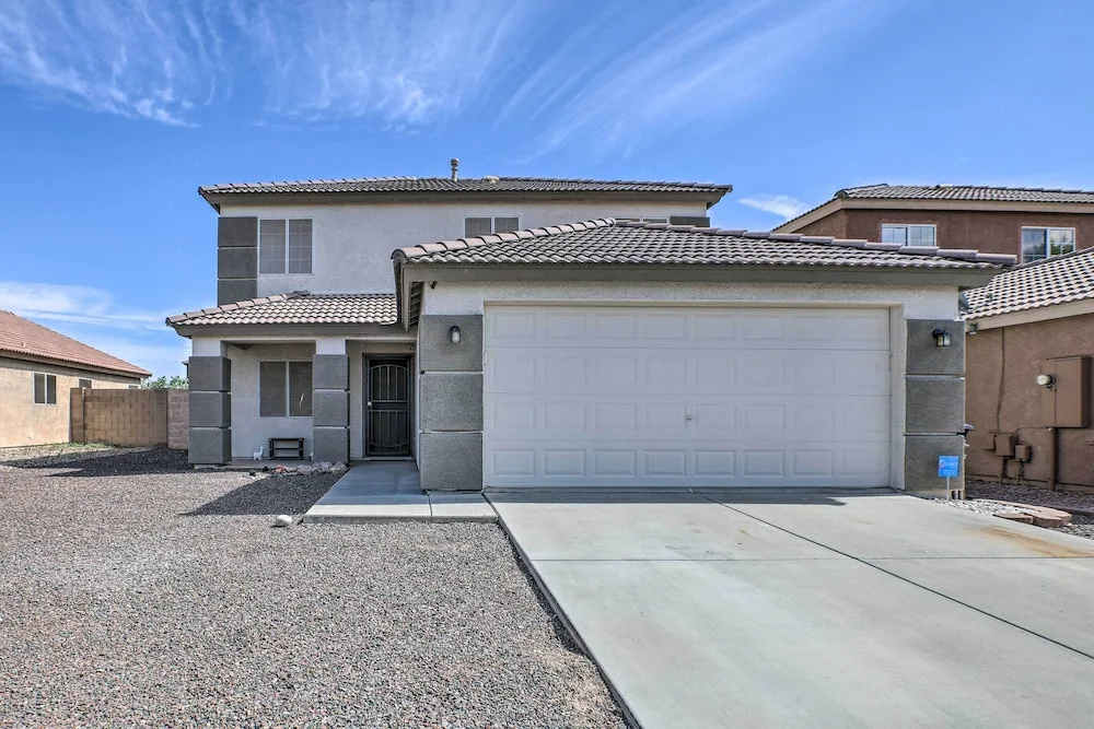 Dreamy El Mirage Oasis < 12 Mi to Golf & Hike