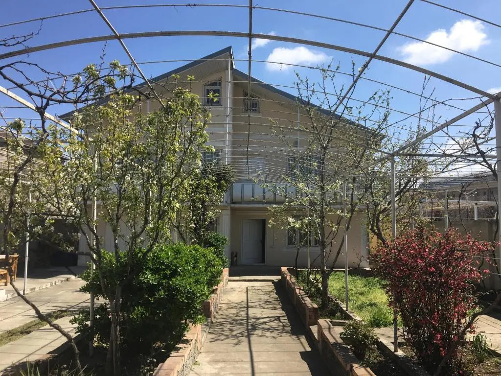 R&B guest house