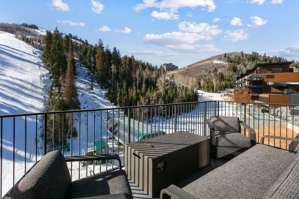 Ski-in/out Deer Valley Resort Pool 3br 3 Bedroom Condo