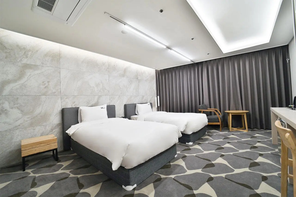 Deluxe Double room (twin beds)