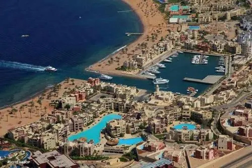 Beach & Waterfront