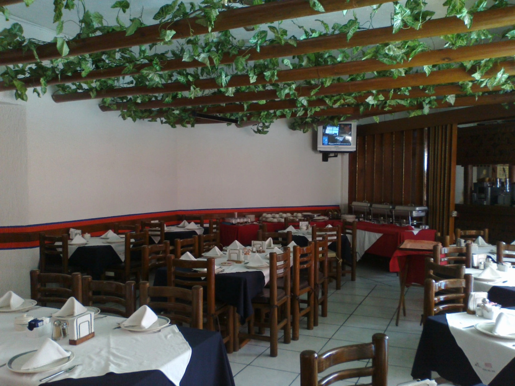 Food & Beverage