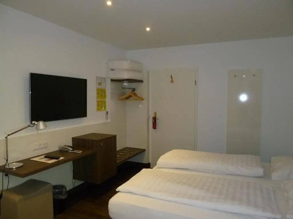 Gasthaus Hotel Backmulde - Chambres