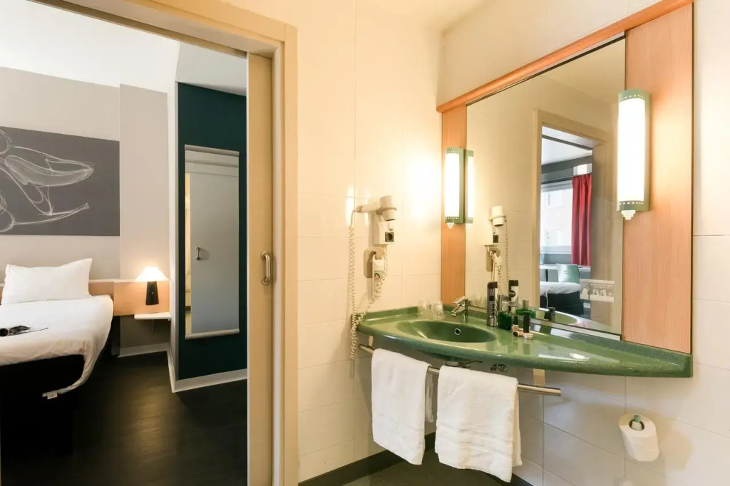 Hotel photo 8