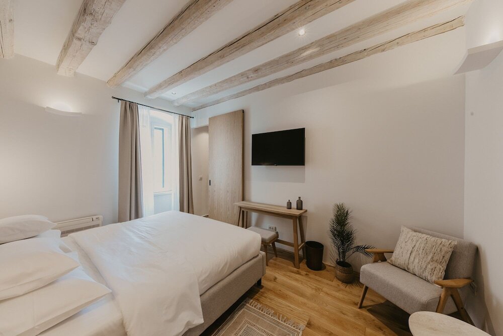 Двухместный номер Deluxe двуспальная кровать в Porto Nativo Split