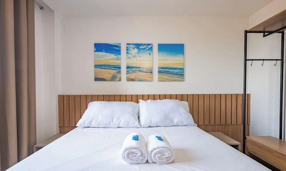 Beautiful apt in Building w Pool Guarajuba Aga0203