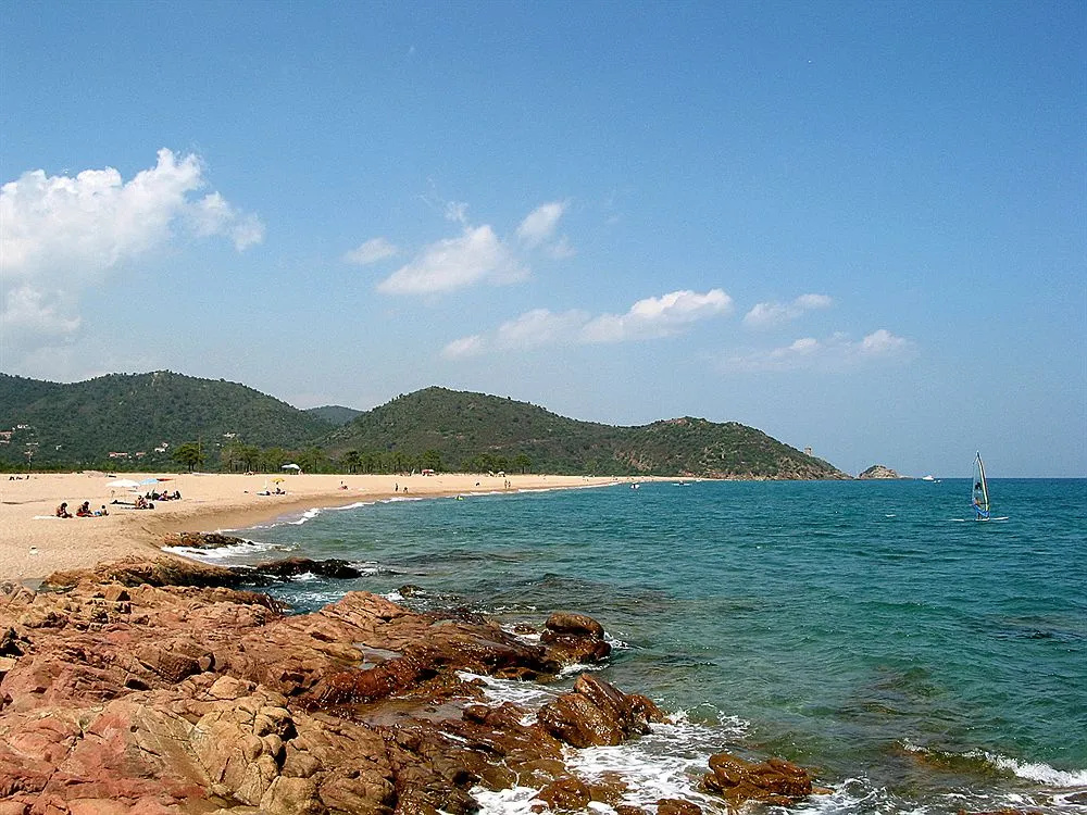 Beach & Waterfront