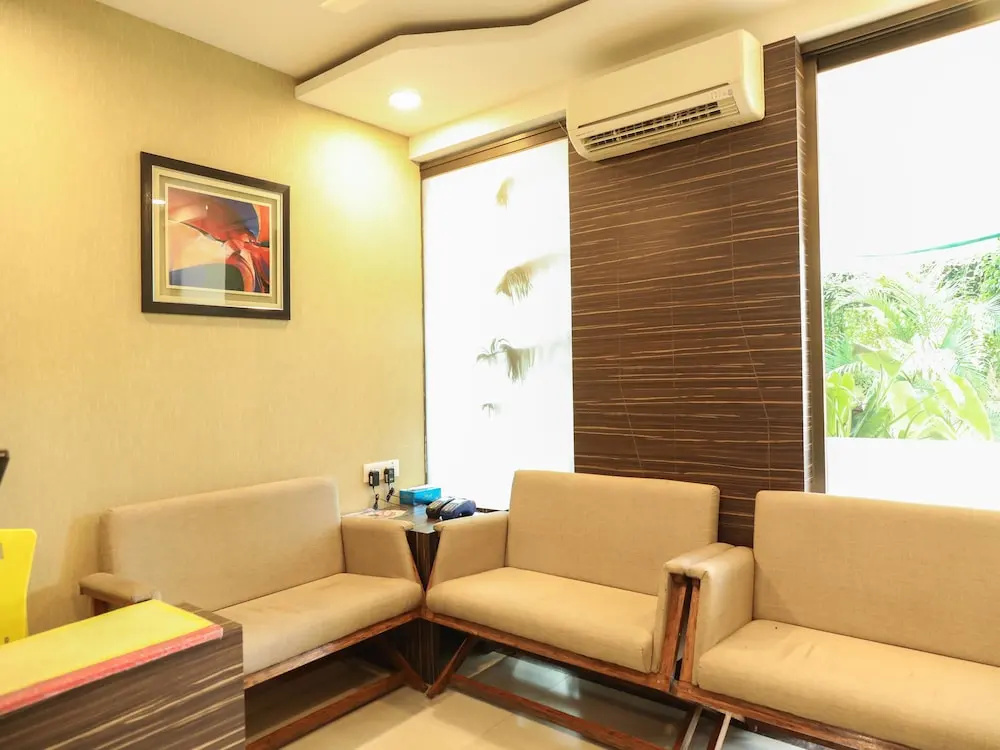 OYO 4264 Jog Centre