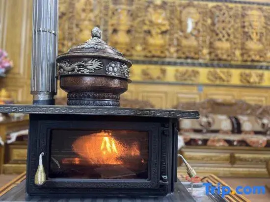 Shangri-La Zhuoyue Oxygen Homestay (Dukezong Ancient Town Store)