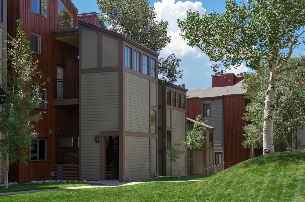 The West by Mountain Resorts