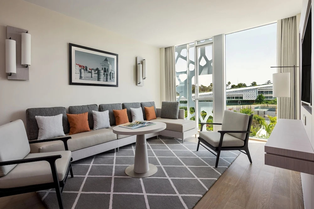 Executive Double Suite (full double bed)