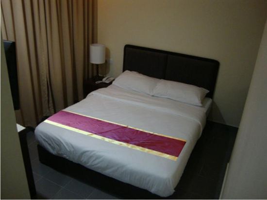 Dm Hotel