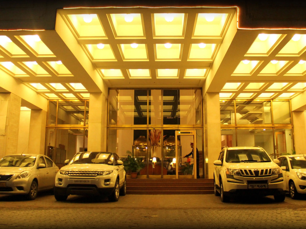 Hotel Sagar Plaza