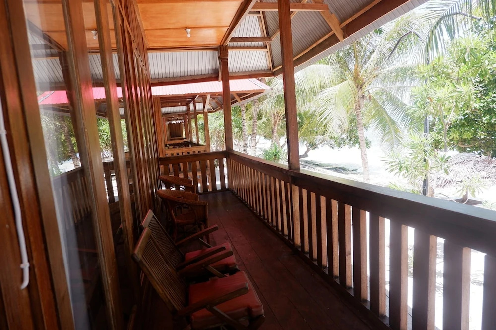 Balcony & Terrace
