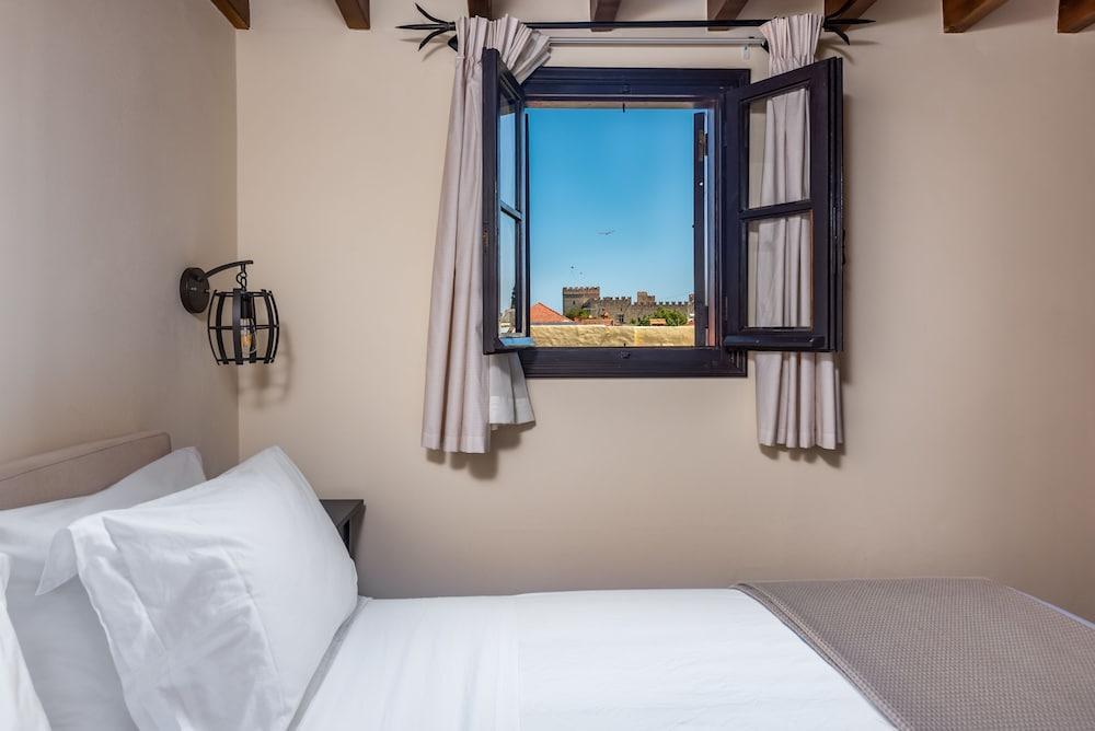 Zacosta Villa Hotel 4 *